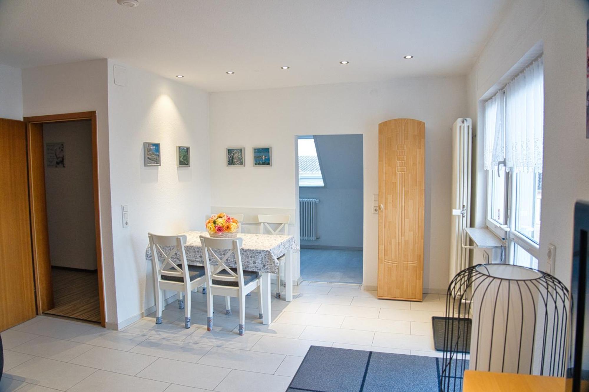 Kunibert, 120 Qm Apartment Stockach Bagian luar foto